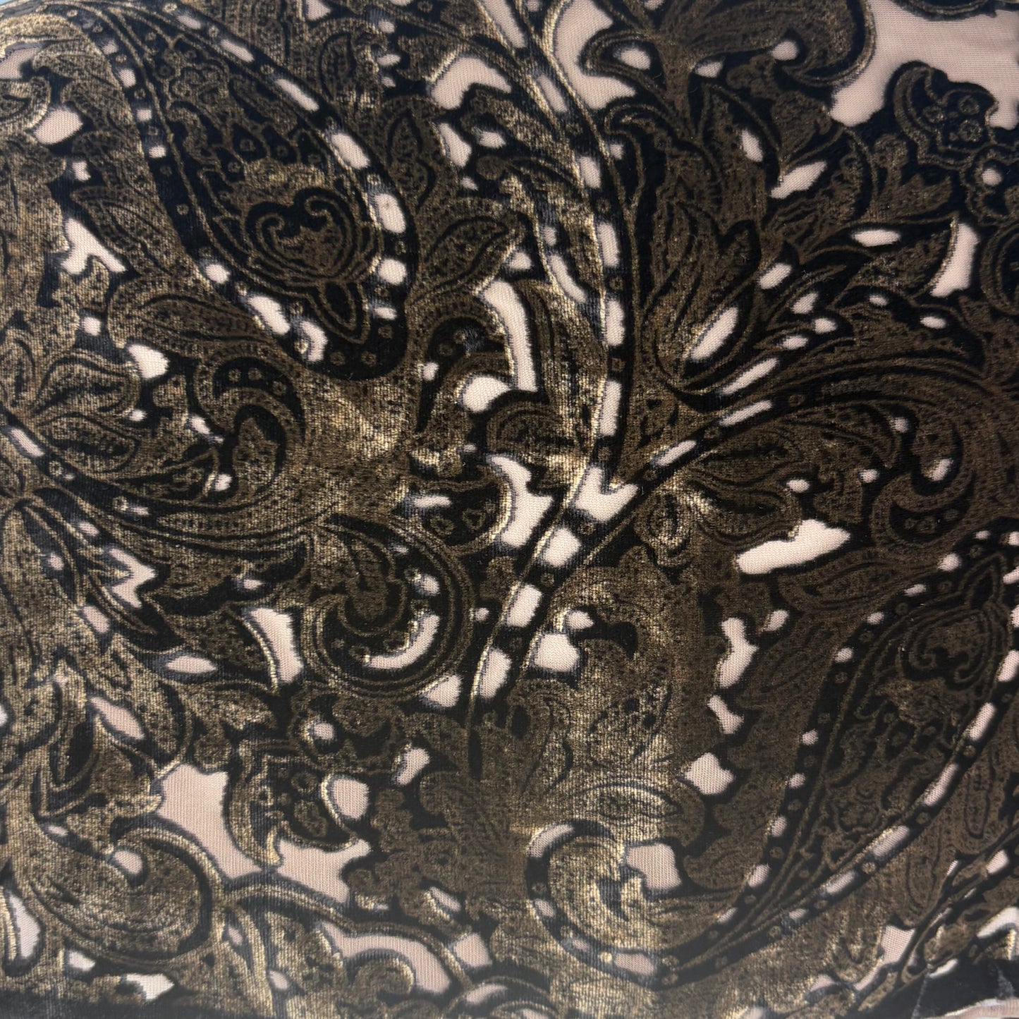 The Velvet Vine Scarf