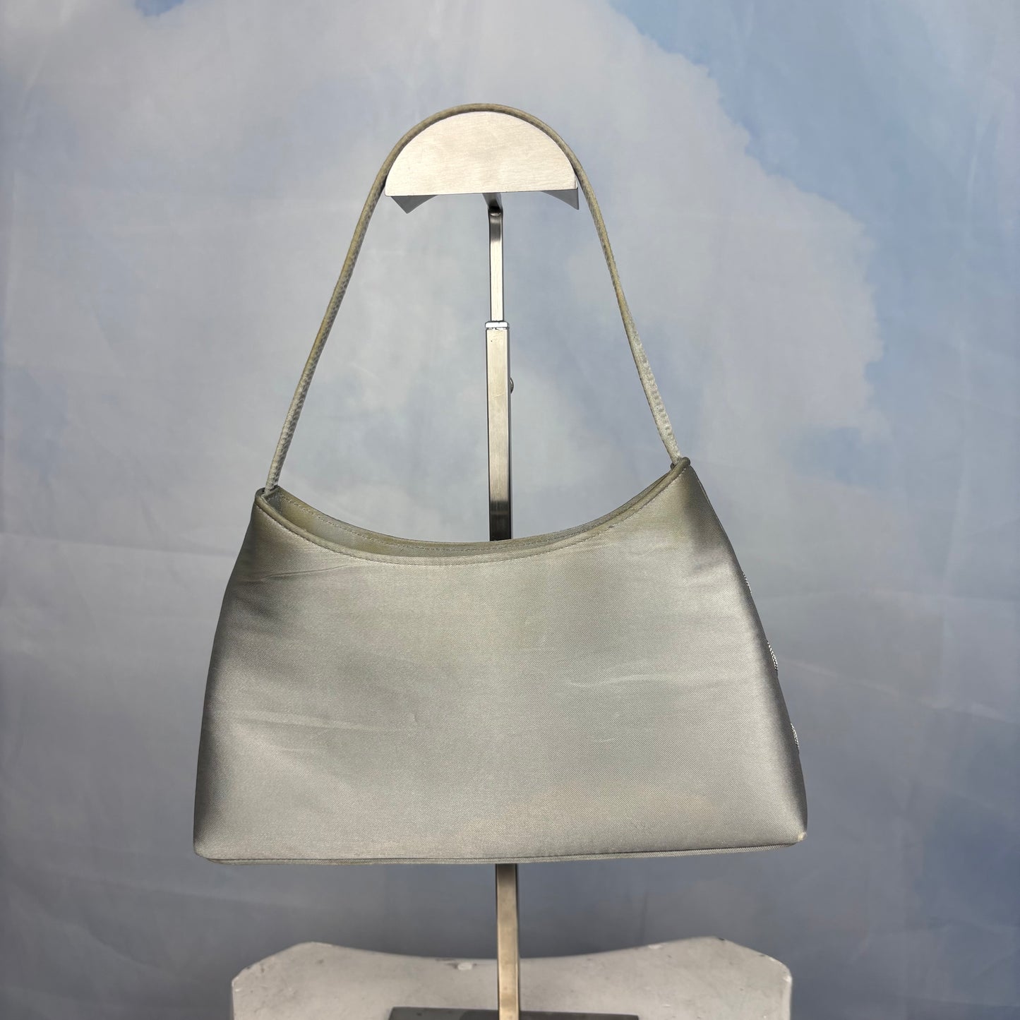 The Silver Filigree Handbag