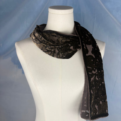 The Velvet Vine Scarf