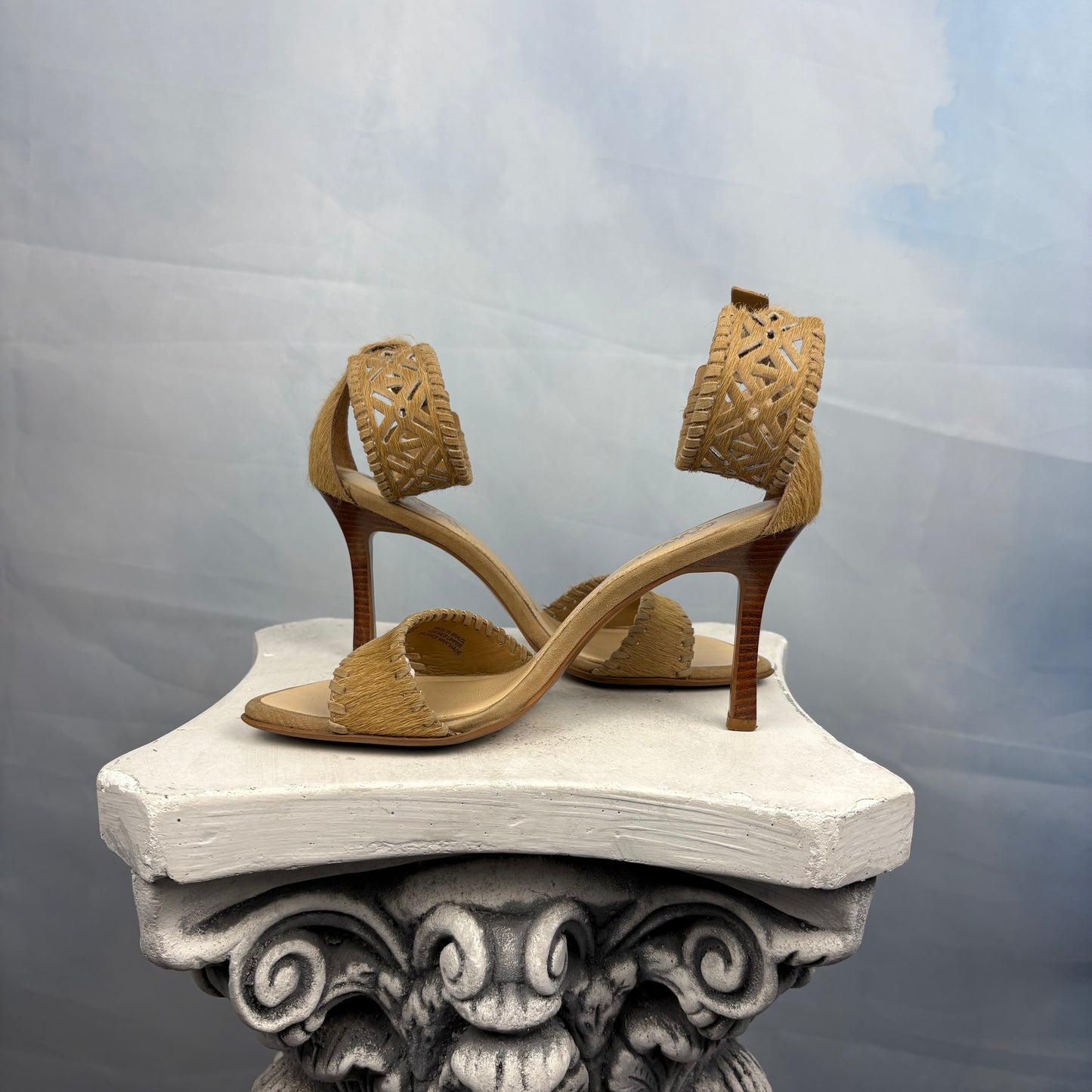 The Chant Calf Hair Heel