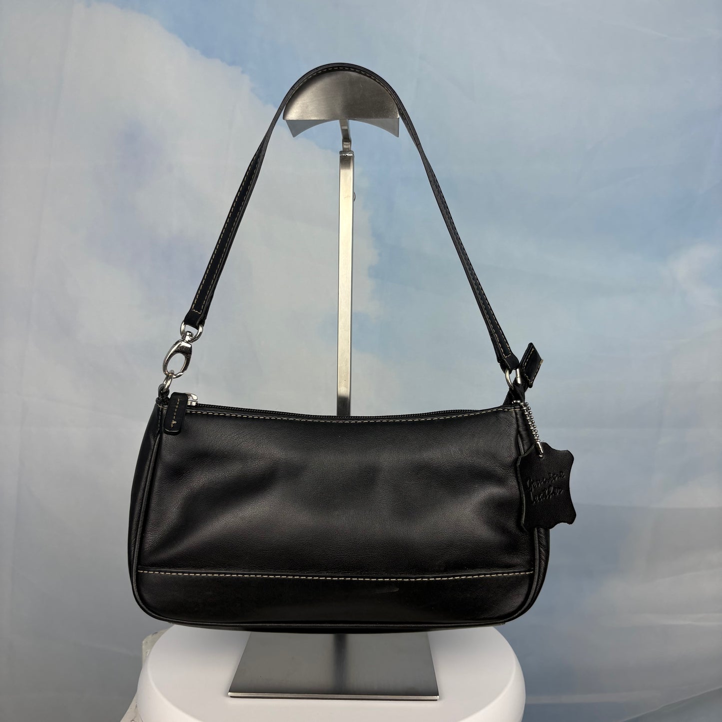 The Everyday Leather Shoulder Bag