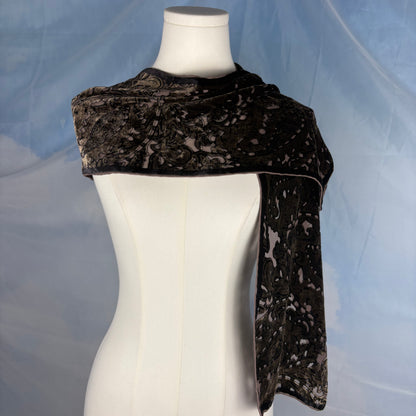 The Velvet Vine Scarf