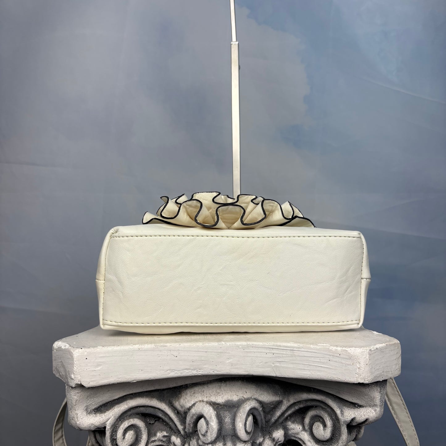 The Rosette Crossbody Bag