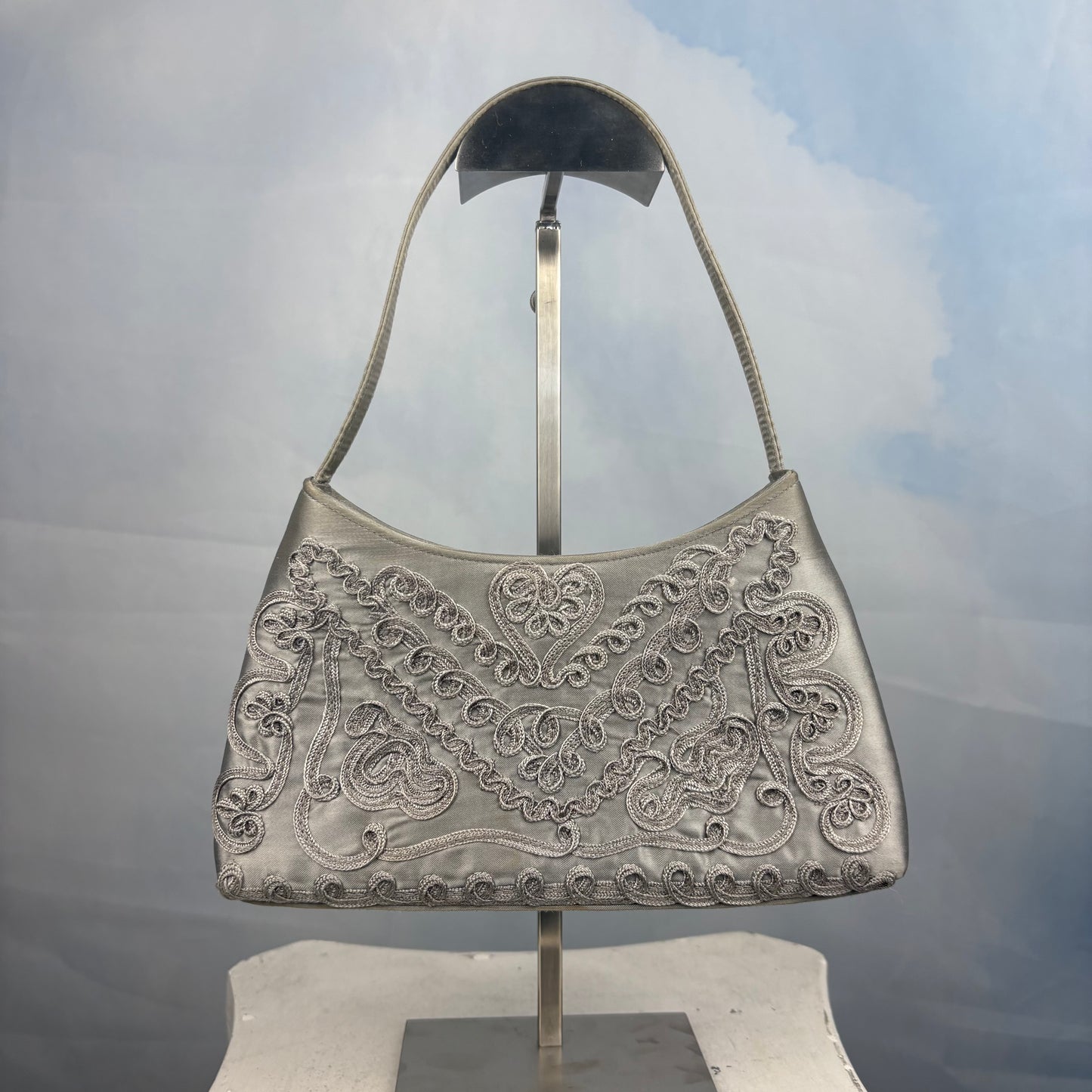 The Silver Filigree Handbag