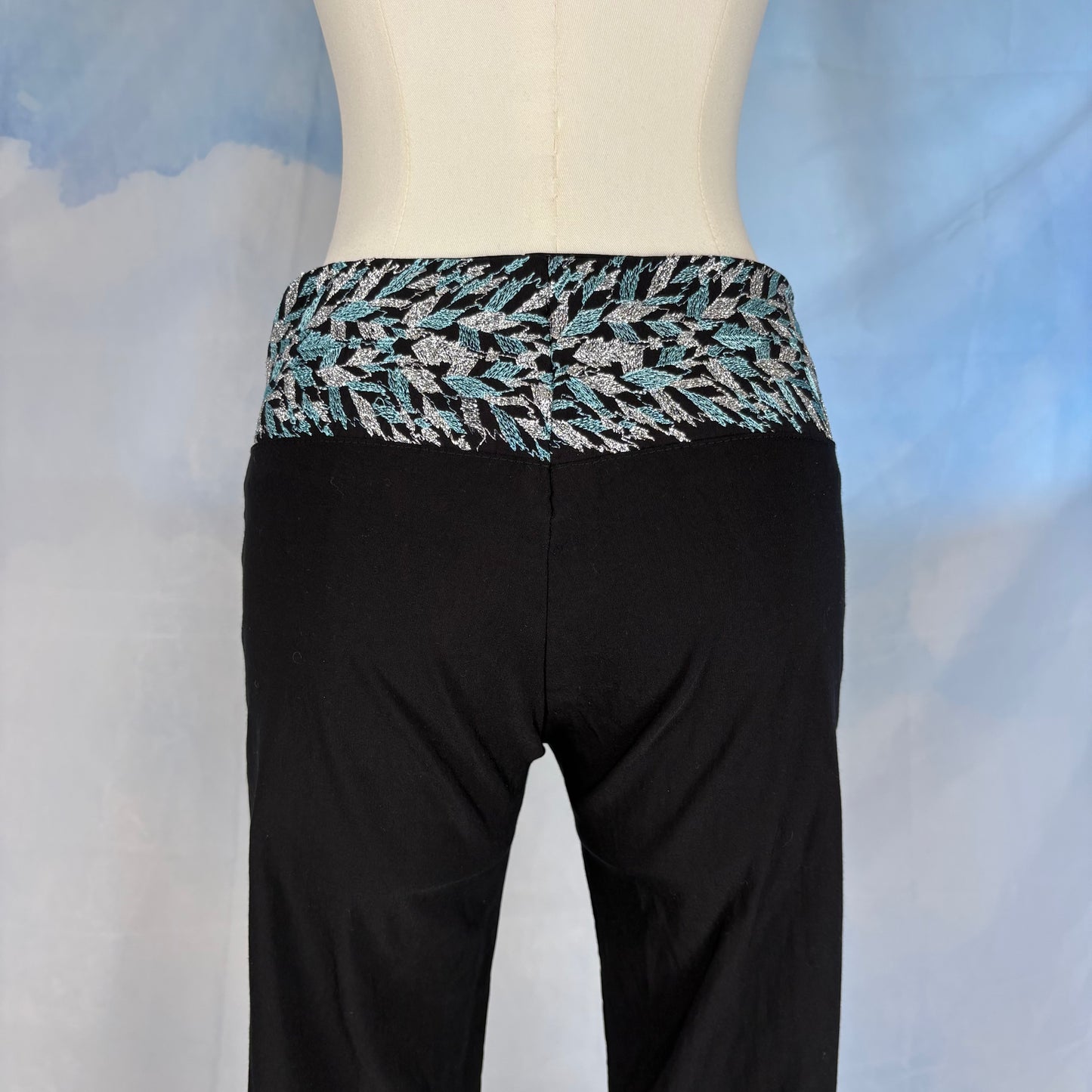 The Leaf Trim Pants