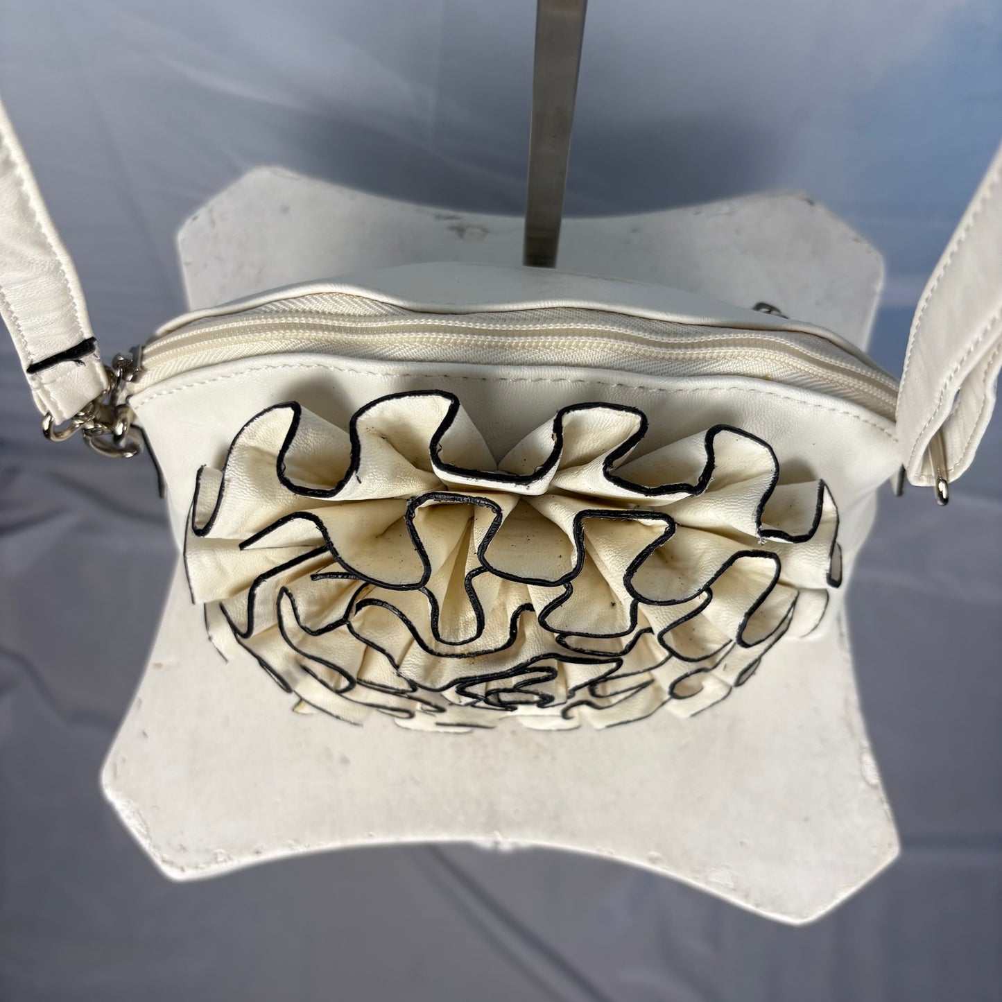 The Rosette Crossbody Bag