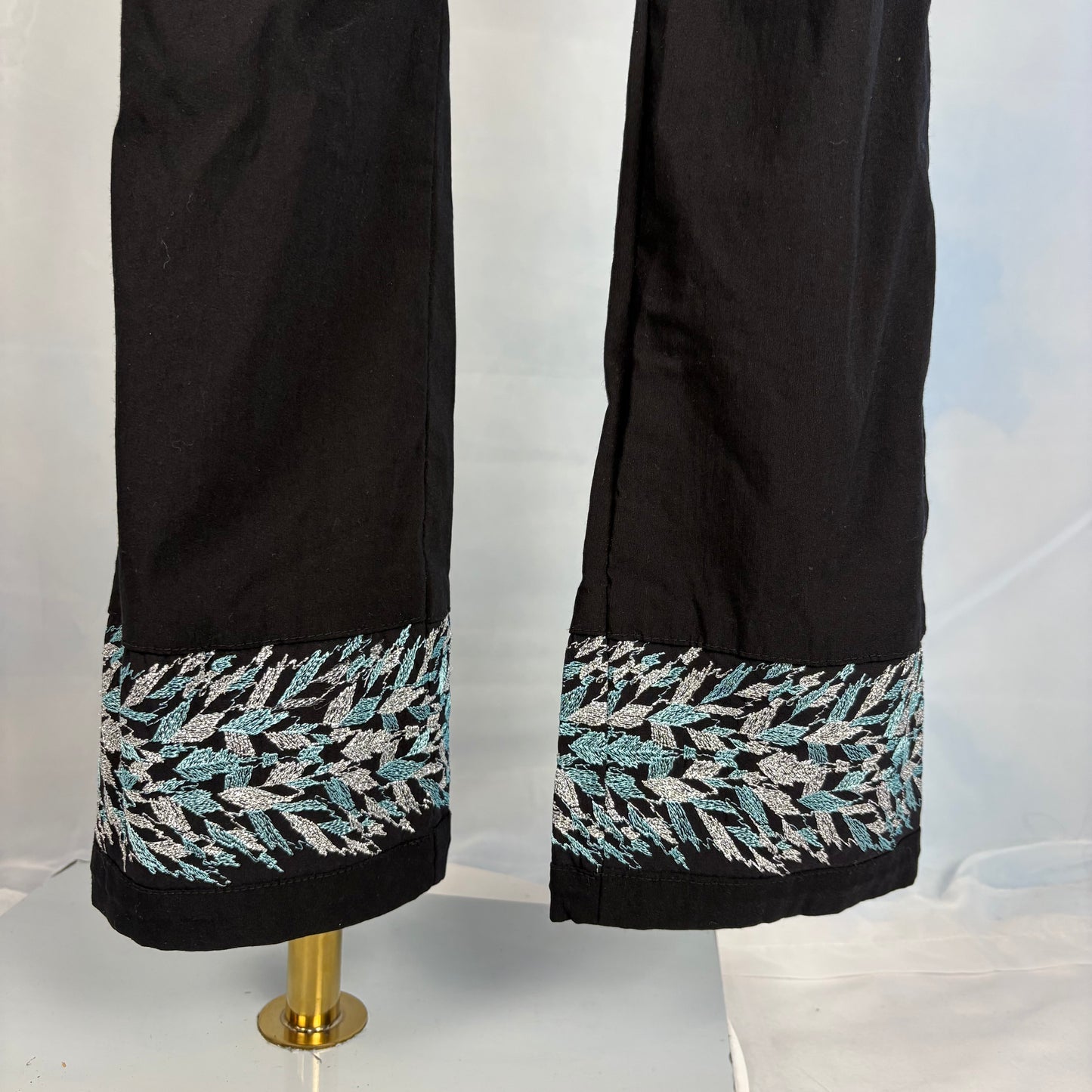 The Leaf Trim Pants