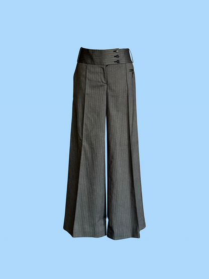 The Elegant Pleated Trousers