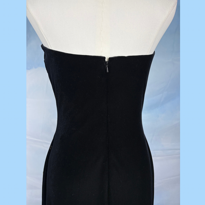 The Chic Velvet Dress