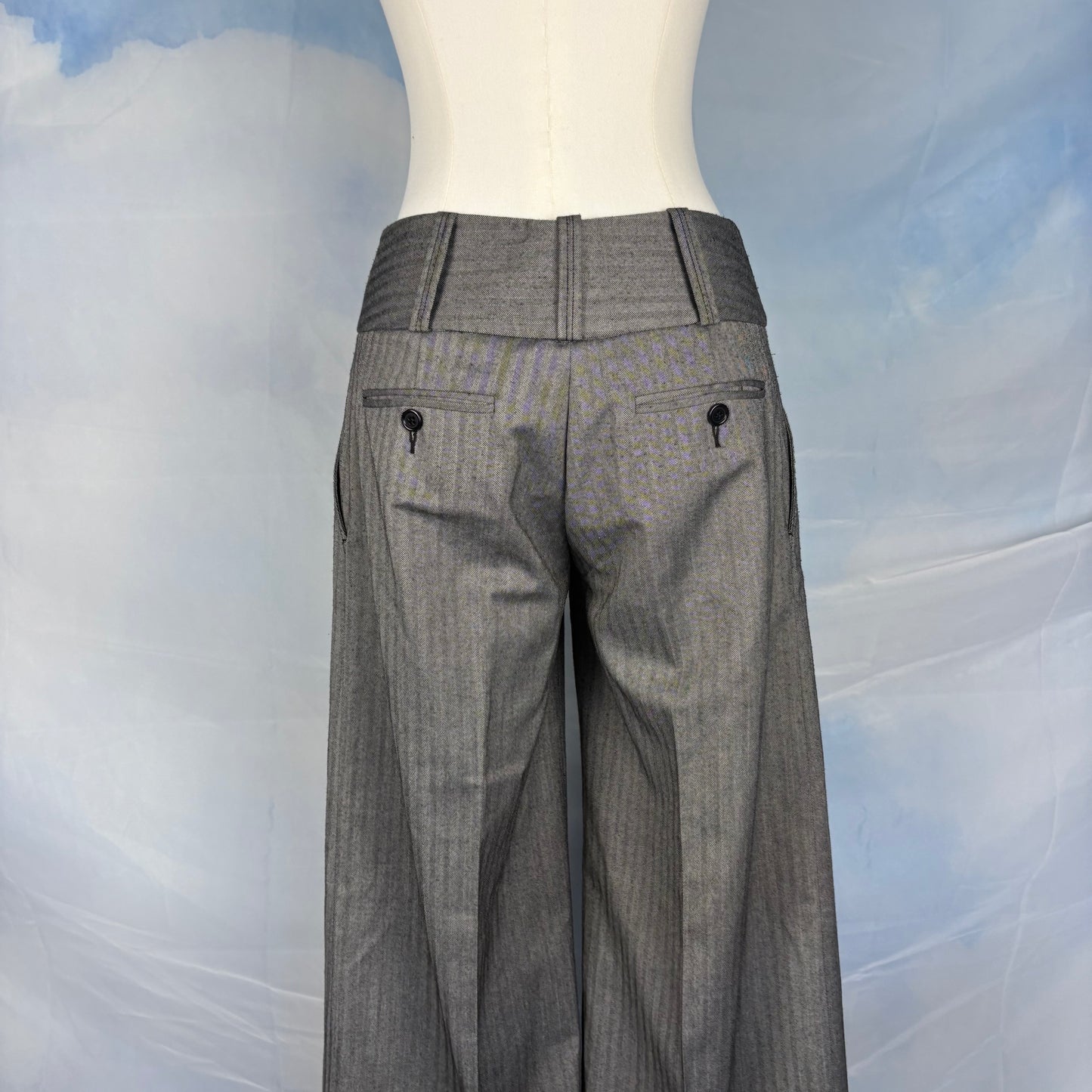 The Elegant Pleated Trousers